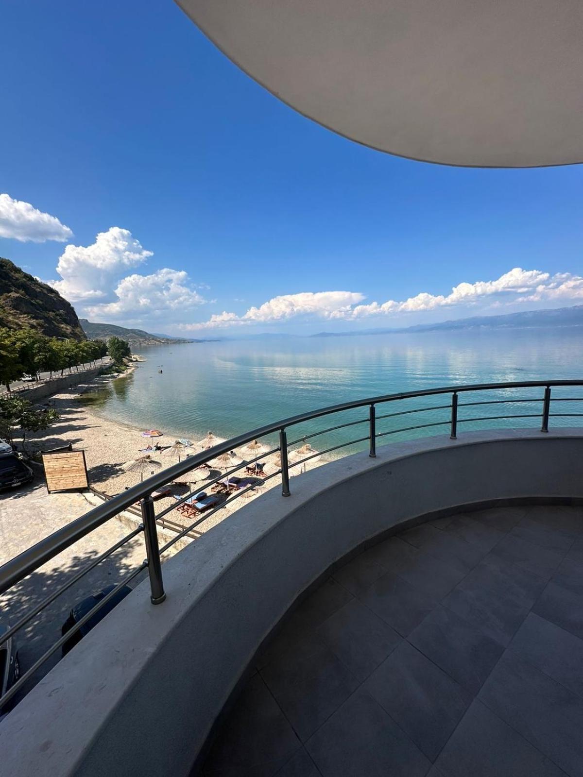 Hotel Demoli Pogradec Exterior photo