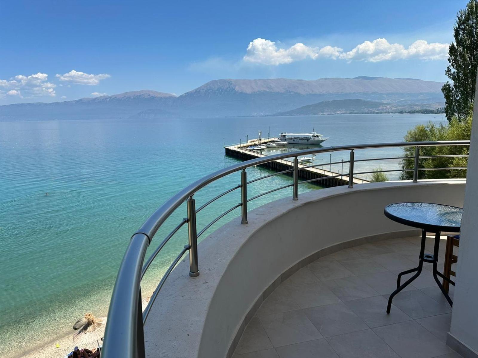 Hotel Demoli Pogradec Exterior photo