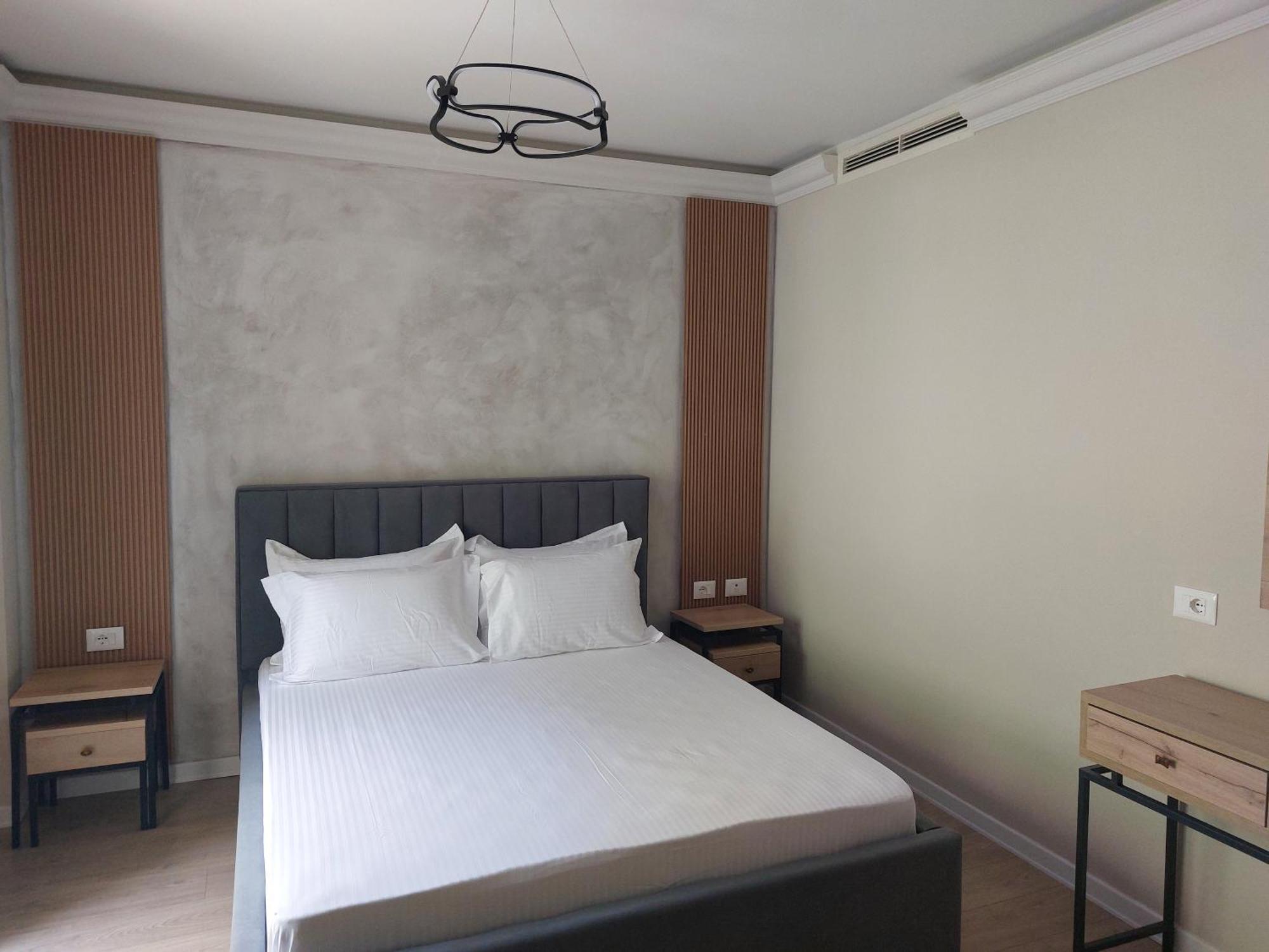 Hotel Demoli Pogradec Exterior photo